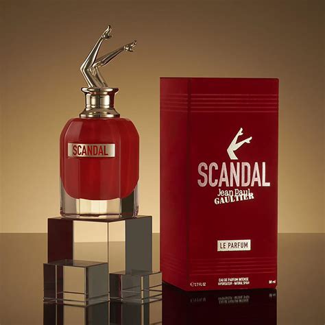 perfume scandal vermelho